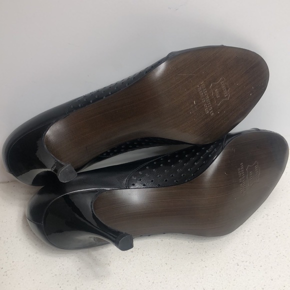 Stuart Weitzman Black Peep Toe Heels Size 9 - Picture 7 of 10